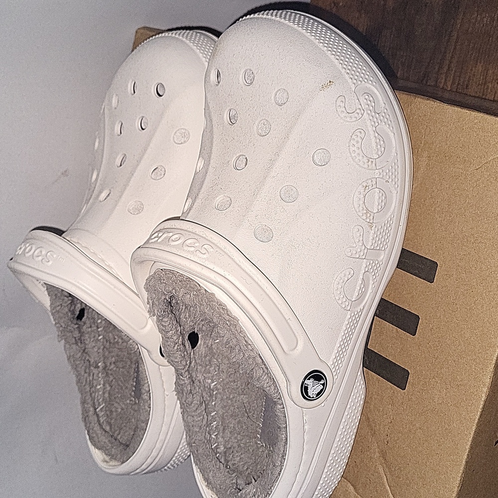 Crocs - Picture 3 of 4